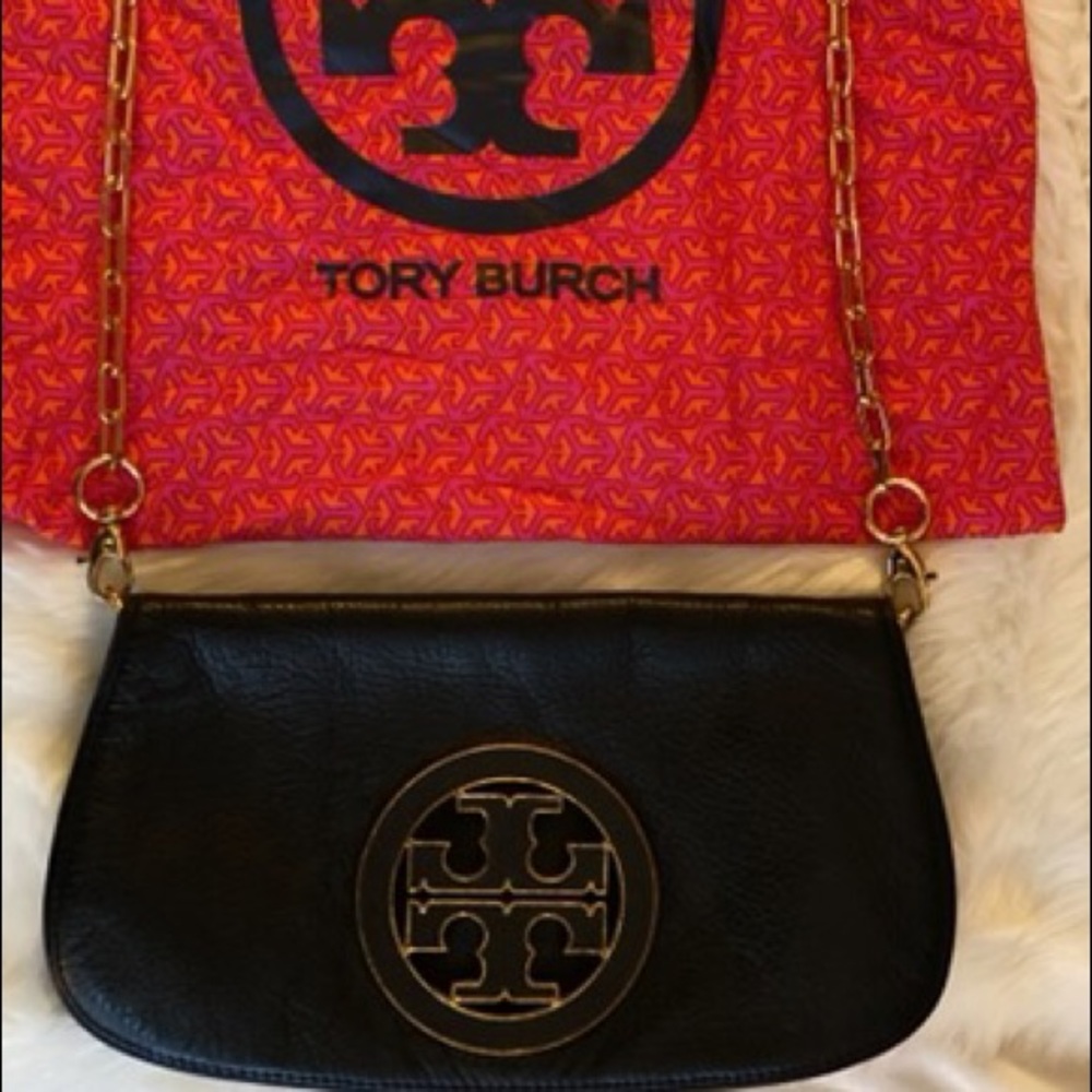 Authentic Tory Burch leather crossbody/clutch